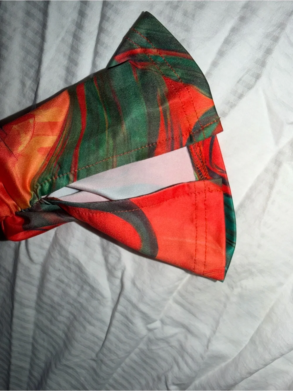 Ruched pants in Red & Green Abstract Print